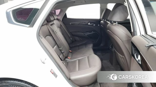 Kia Come New K7 2018 Белый из Кореи, фото 3