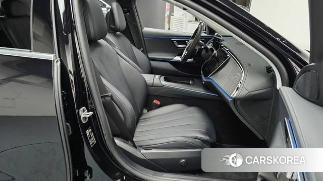Mercedes-Benz E-Class W214 2025 Черный из Кореи, фото 3