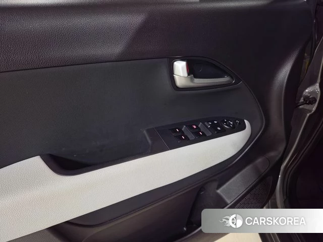 Kia The New Kia Ray 2023 Серый из Кореи, фото 3