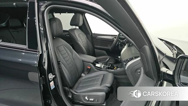 BMW X3 (G01) 2021 Черный из Кореи, фото 3