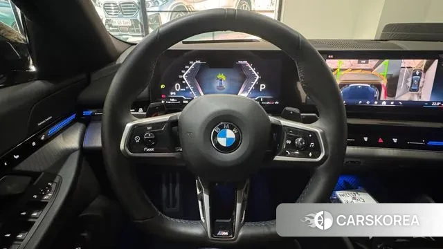 BMW 5 Series (G60) 2024 Черный из Кореи, фото 3