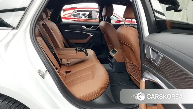 Audi A6 (C8) 2023 Белый из Кореи, фото 3