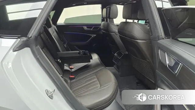 Audi A7 (4K) 2023 Белый из Кореи, фото 3