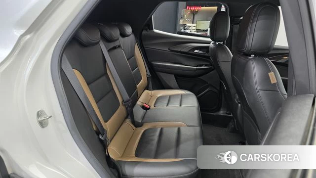 Chevrolet (GM Daewoo) Trailblazer 2022 Белый из Кореи, фото 3