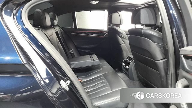 BMW 5 Series (G30) 2020 Черный из Кореи, фото 3