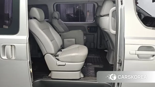 Hyundai The New Grand Starex 2019 Серебряный из Кореи, фото 3