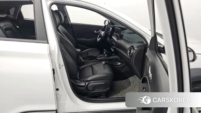 Hyundai The New Kona 2021 Белый из Кореи, фото 3