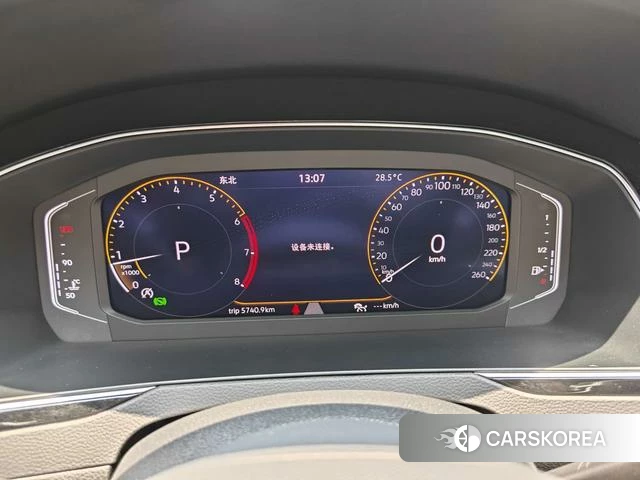 Volkswagen Magotan 2025 Черный из Китая, фото 3