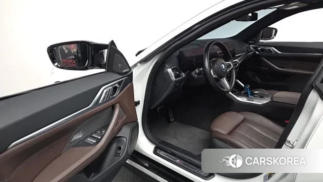 BMW i4 2022 Белый из Кореи, фото 3