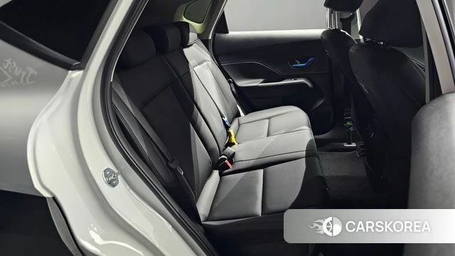 Hyundai Kona (SX2) 2025 Белый из Кореи, фото 3
