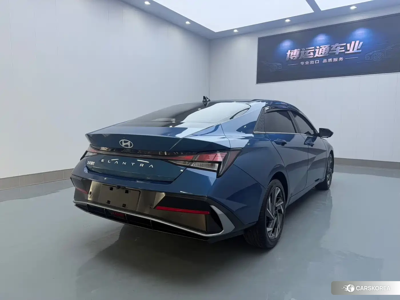 Hyundai Elantra 2024 Синий из Китая, фото 3