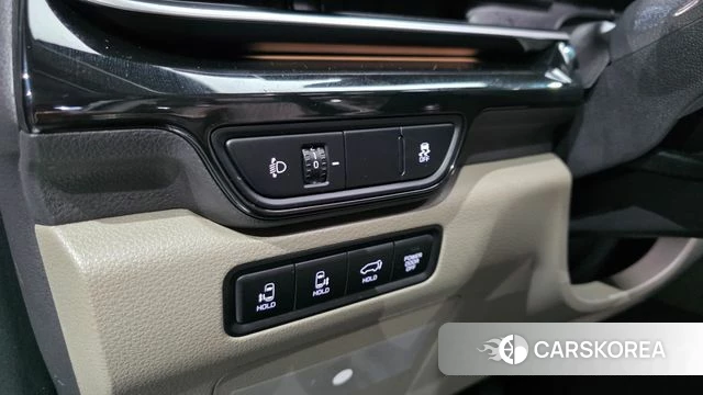Kia The New Carnival 4th Generation 2024 Белый из Кореи, фото 3