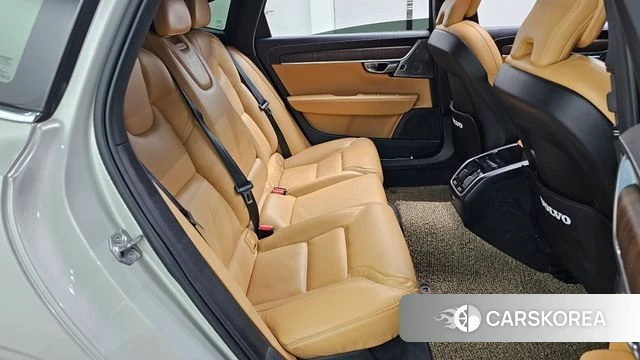 Volvo S90 2021 Серебряный из Кореи, фото 3