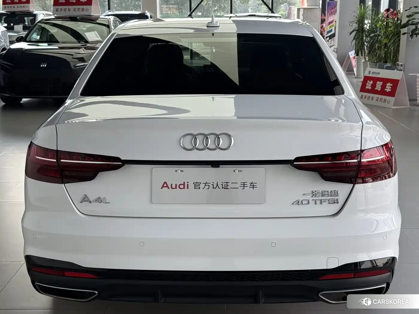 Audi A4L 2023 Белый из Китая, фото 3