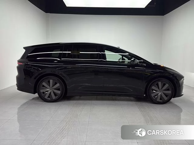 Ideal car Ideal i8 2025 Черный из Китая, фото 3