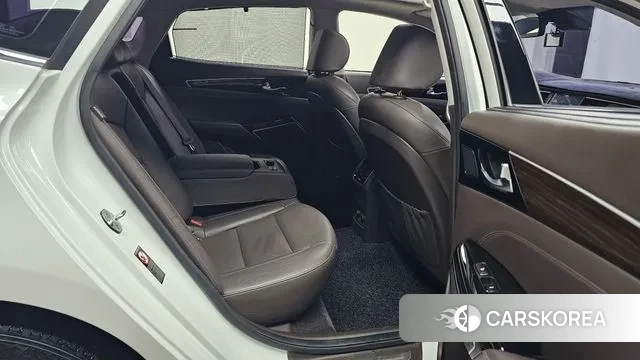 Kia Come New K7 2018 Белый из Кореи, фото 3