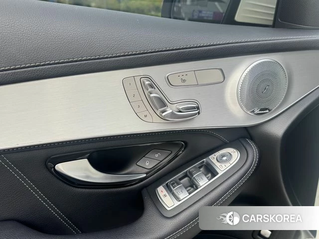 Mercedes-Benz GLC-Class X253 2018 Белый из Кореи, фото 3