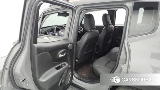 Jeep Renegade 2021 Серый из Кореи, фото 3