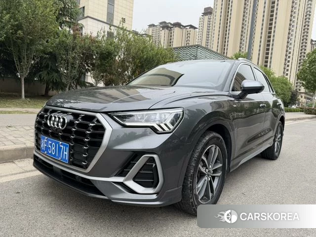 Audi Q3 2023 Темно-серый из Китая, фото 3
