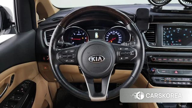 Kia The New Carnival 2018 Белый из Кореи, фото 3