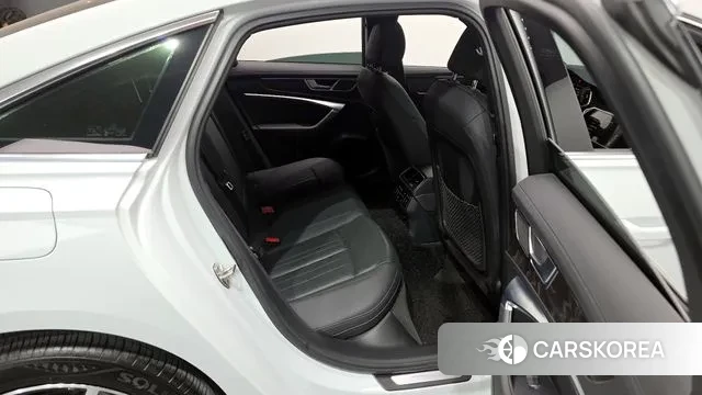 Audi A6 (C8) 2021 Белый из Кореи, фото 3