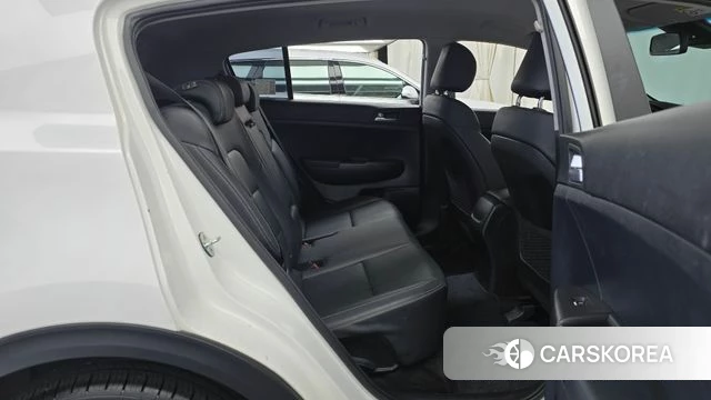 Kia Sportage The Bold 2021 Белый из Кореи, фото 3