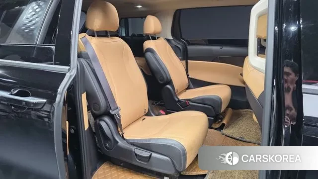 Kia Carnival 4th generation 2022 Черный из Кореи, фото 3