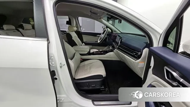 Kia Sportage 5th Generation Hybrid 2022 Белый из Кореи, фото 3