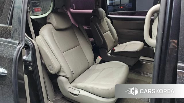 Kia The New Carnival 2018 Серый из Кореи, фото 3
