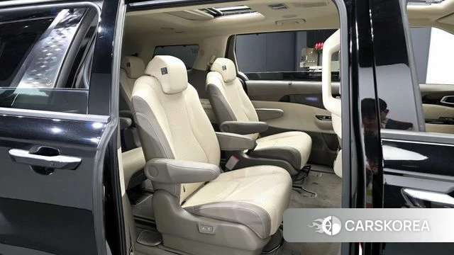 Kia Carnival 4th generation 2023 Черный из Кореи, фото 3