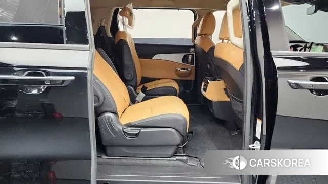 Kia Carnival 4th generation 2023 Черный из Кореи, фото 3
