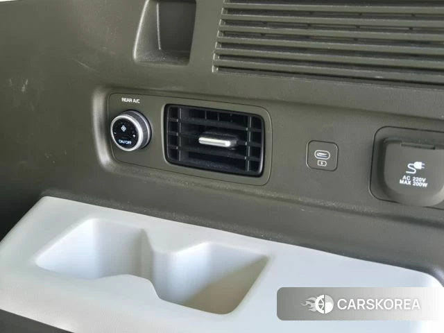 Hyundai Santa Fe (MX5) 2023 Белый из Кореи, фото 3