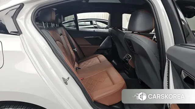 BMW i5 (G60) 2023 Белый из Кореи, фото 3