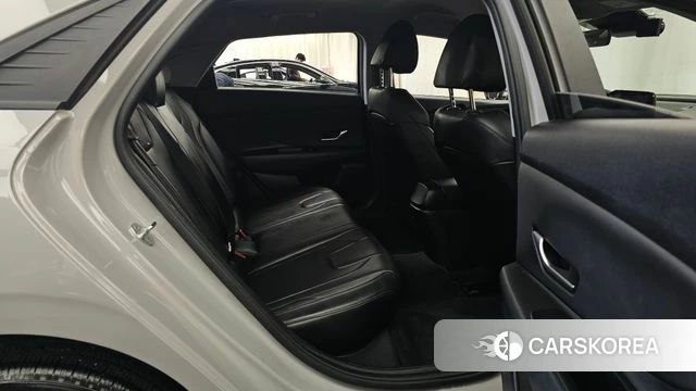 Hyundai Avante (CN7) 2021 Серебристо-серый из Кореи, фото 3
