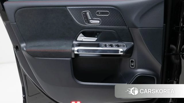 Mercedes-Benz EQB X243 2025 Черный из Кореи, фото 3