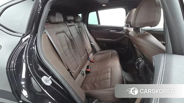 BMW X4 (G02) 2023 Черный из Кореи, фото 3