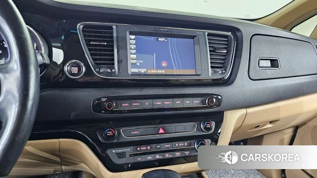 Kia All New Carnival 2018 Белый из Кореи, фото 3