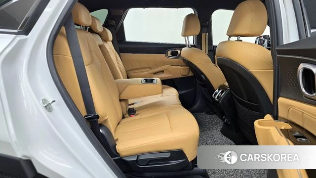 Kia Sorento 4th Generation 2023 Белый из Кореи, фото 3