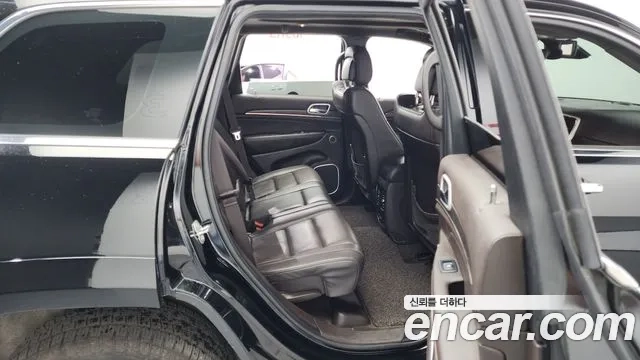 Jeep Grand Cherokee 2018 Черный из Кореи, фото 3