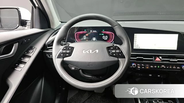 Kia Di Ol Nu Niro 2025 Белый из Кореи, фото 3