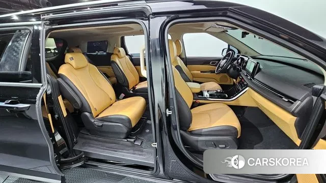 Kia Carnival 4th generation 2023 Черный из Кореи, фото 3