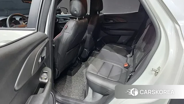 Chevrolet (GM Daewoo) Trailblazer 2022 Белый из Кореи, фото 3