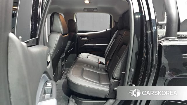 Chevrolet (GM Daewoo) Real New Colorado 2022 Черный из Кореи, фото 3