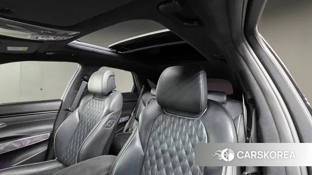 Genesis GV70 2021 Красный из Кореи, фото 3