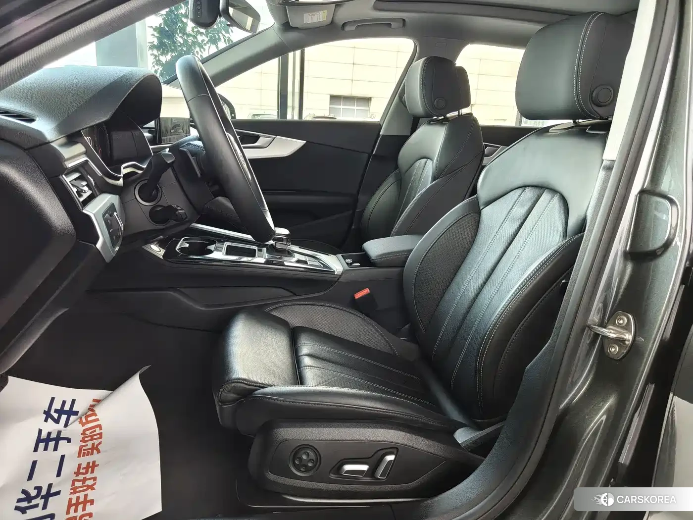 Audi A4L 2024 Silver/gray из Китая, фото 3