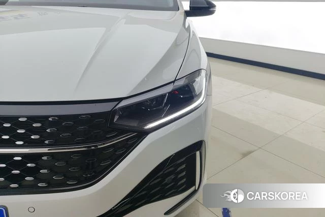 Volkswagen Lavida 2025 Белый из Китая, фото 3