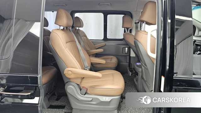 Hyundai Staria 2024 Черный из Кореи, фото 3