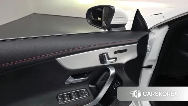 Mercedes-Benz CLA-Class C118 2024 Белый из Кореи, фото 3