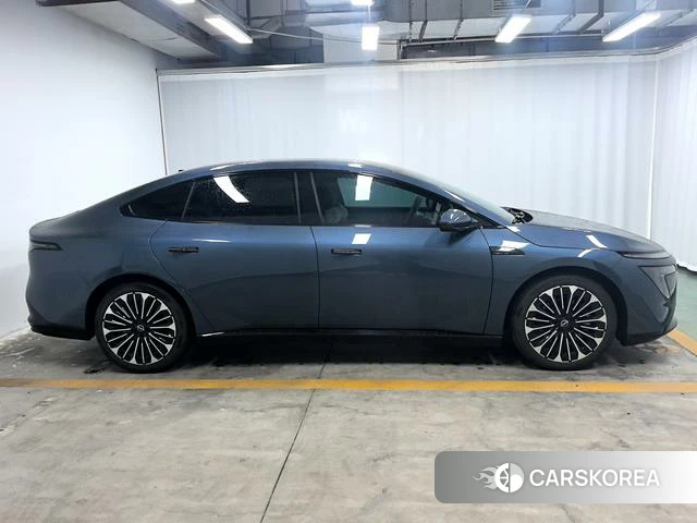 Nissan N7 2025 Синий из Китая, фото 3