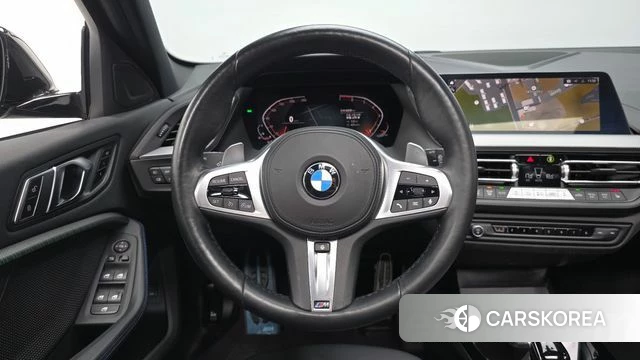 BMW 1 Series (F40) 2023 Черный из Кореи, фото 3